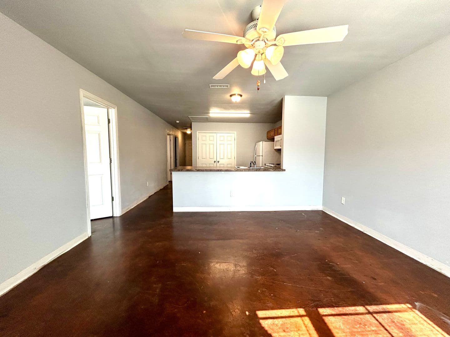 Decatur Apartment: 525 Pool Street