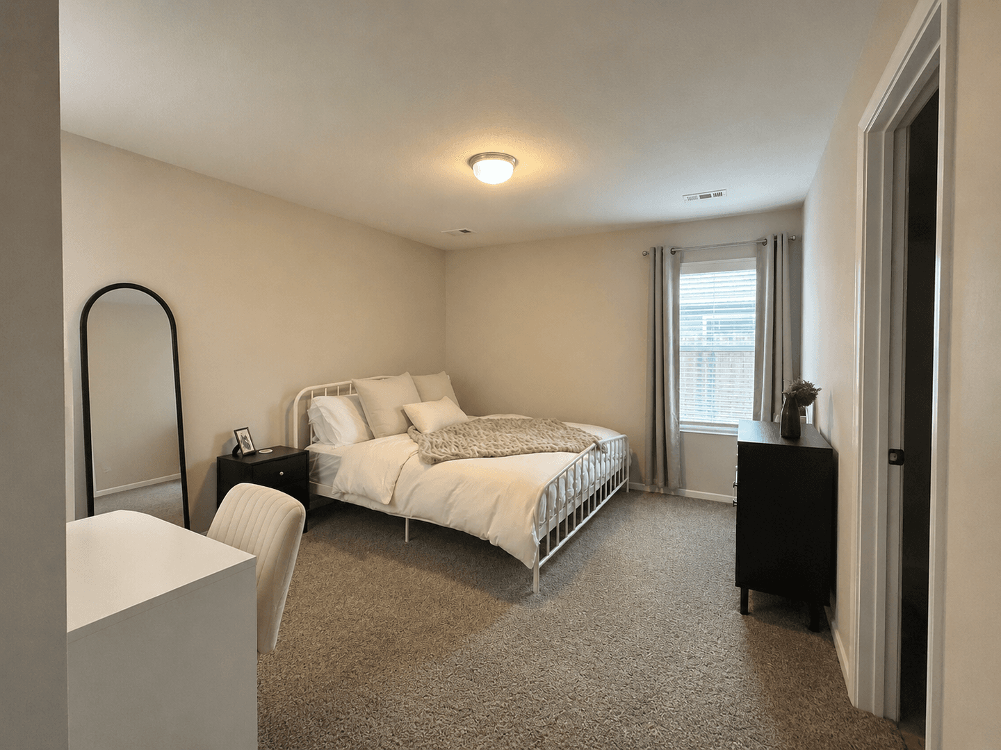 Fayetteville House: 1324 S Morningside Drive