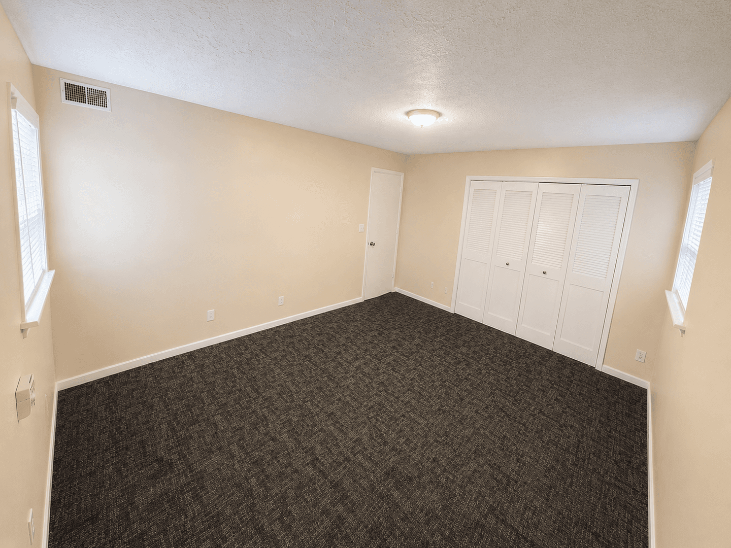 Louisville Apartment: 1517, 1521, 1525 S 3rd St.
