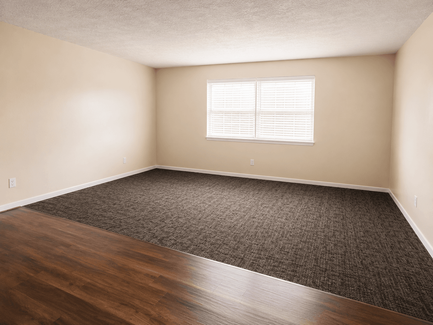 Louisville Apartment: 1517, 1521, 1525 S 3rd St.