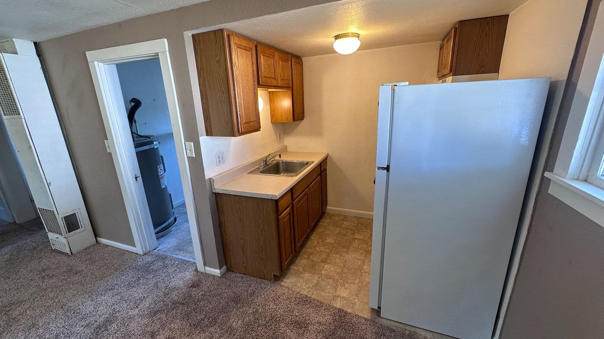Deer Island Apartment: 64701 Columbia River Hwy