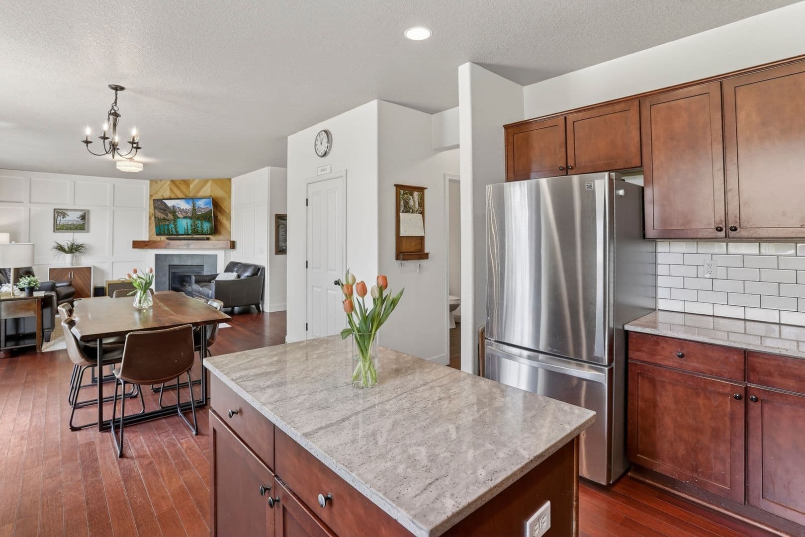 Scappoose House: 52092 SE 9th Street
