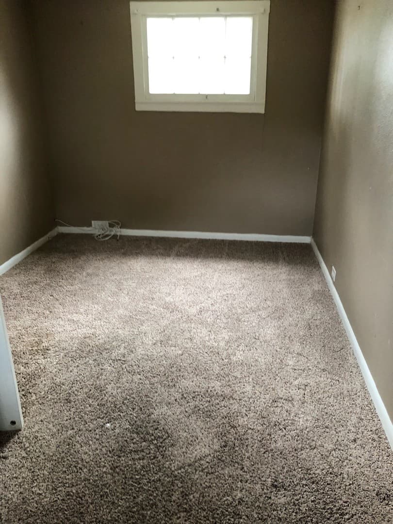 Deer Island Apartment: 64701 Columbia River Hwy