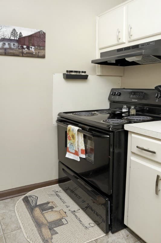 Lexington Apartment: 171 Gazette Avenue