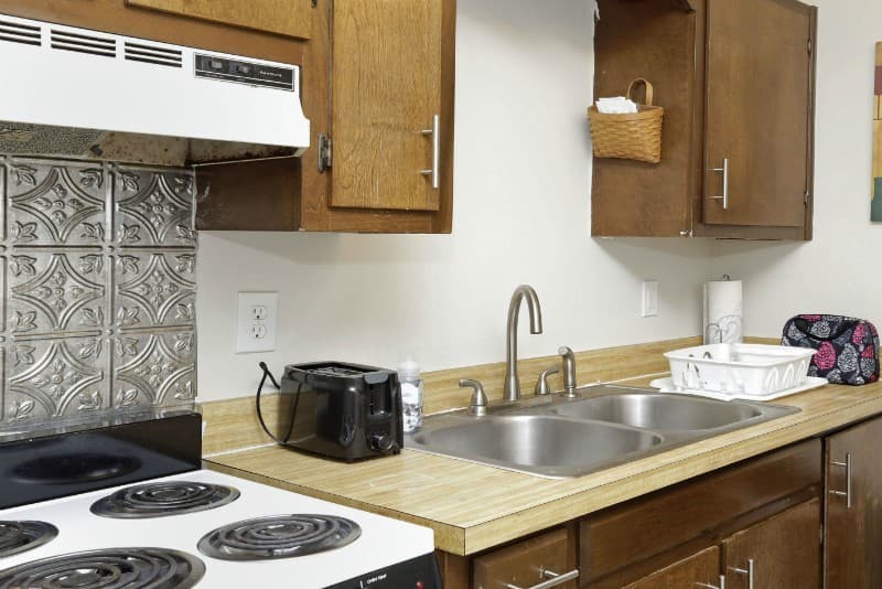 Lexington Apartment: 178 Leader Avenue