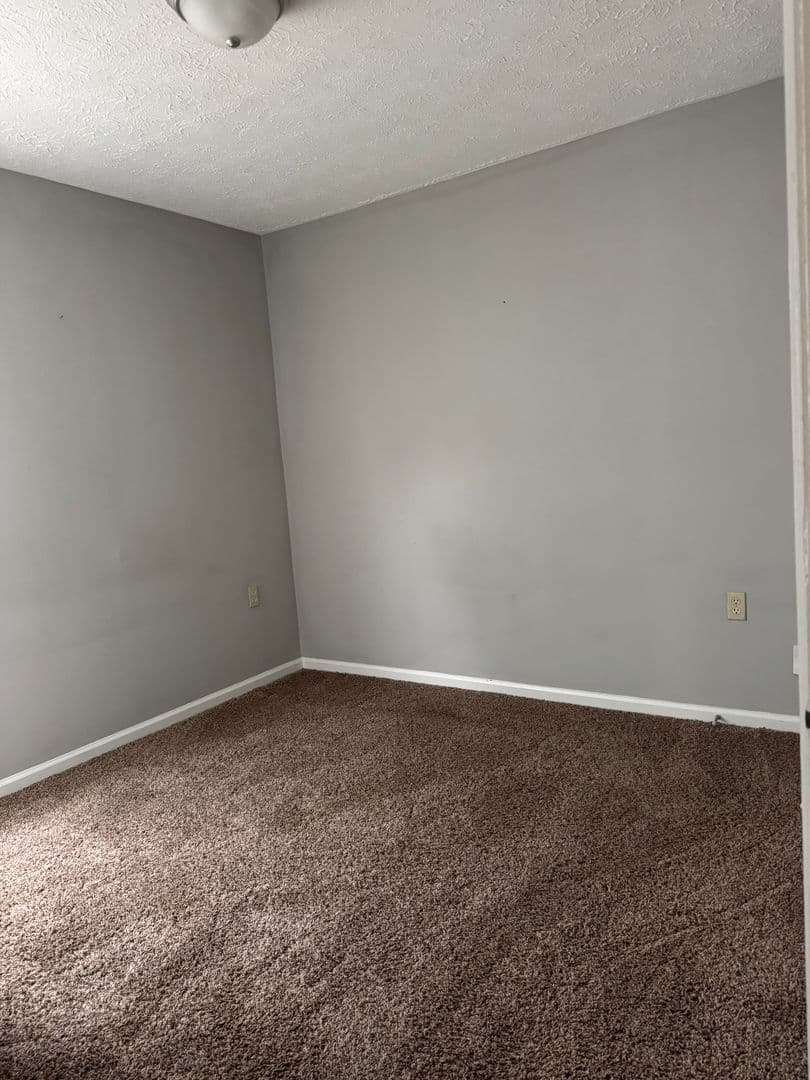 Winchester Apartment: 188 & 190 Westside Drive