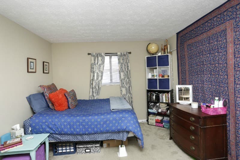 Lexington Apartment: 160 Gazette Avenue