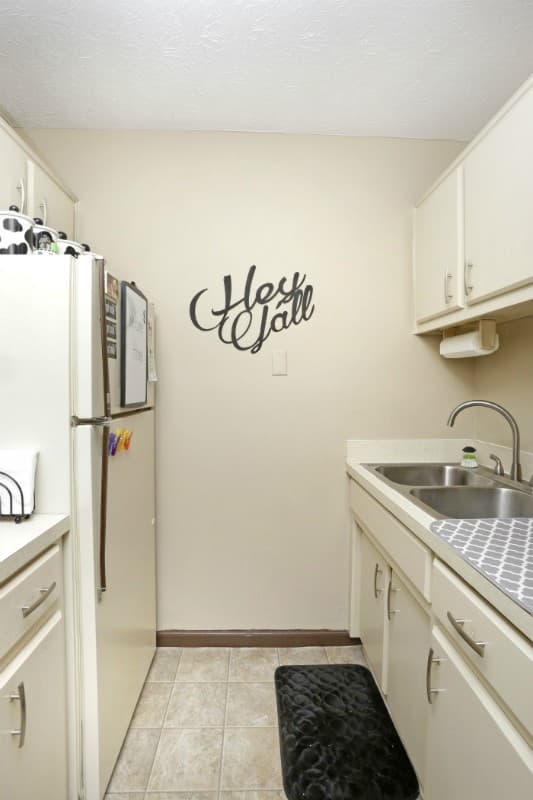 Lexington Apartment: 171 Gazette Avenue