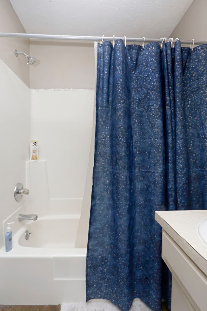 Lexington Apartment: 145 Transcript Avenue
