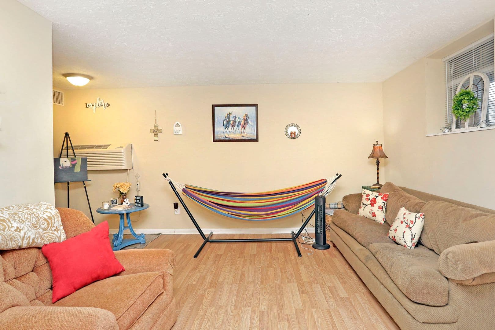 Lexington Apartment: 159 Gazette Avenue