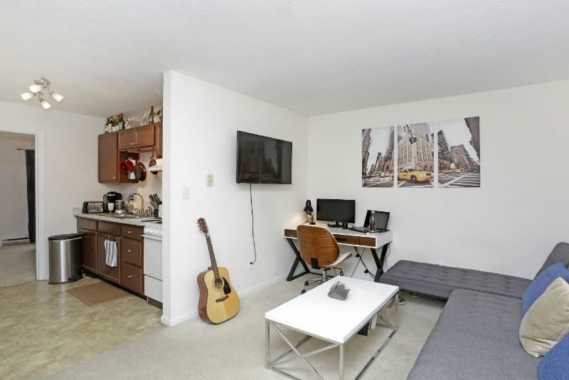 Lexington Apartment: 805 Press Avenue