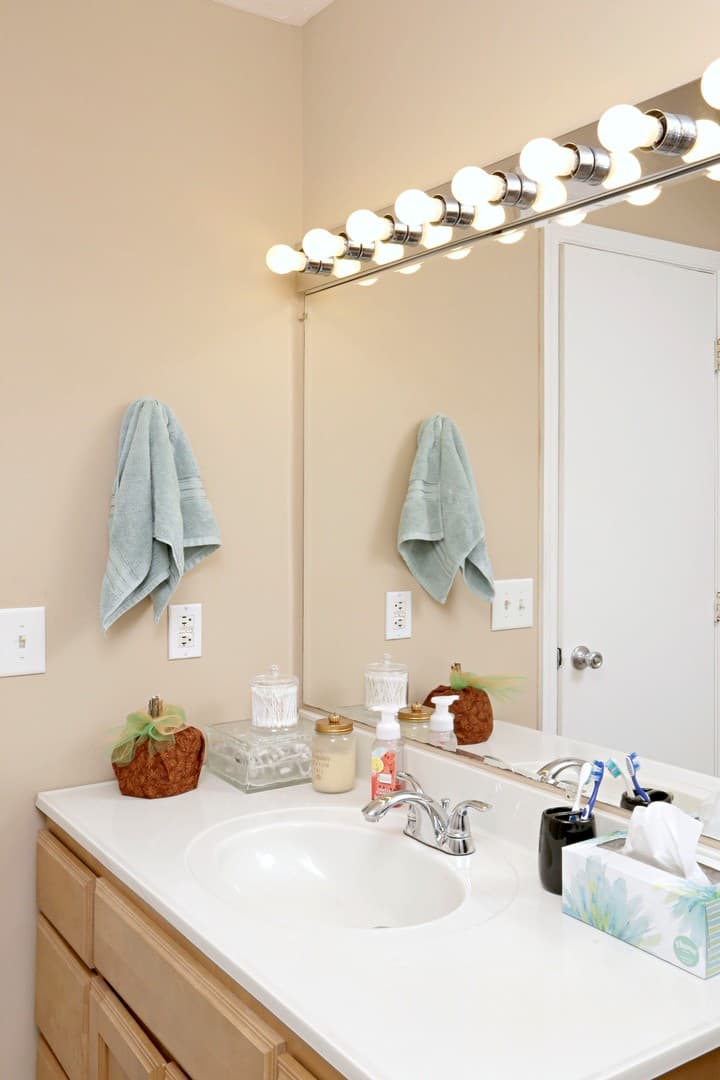 Lexington Apartment: 805 Press Avenue