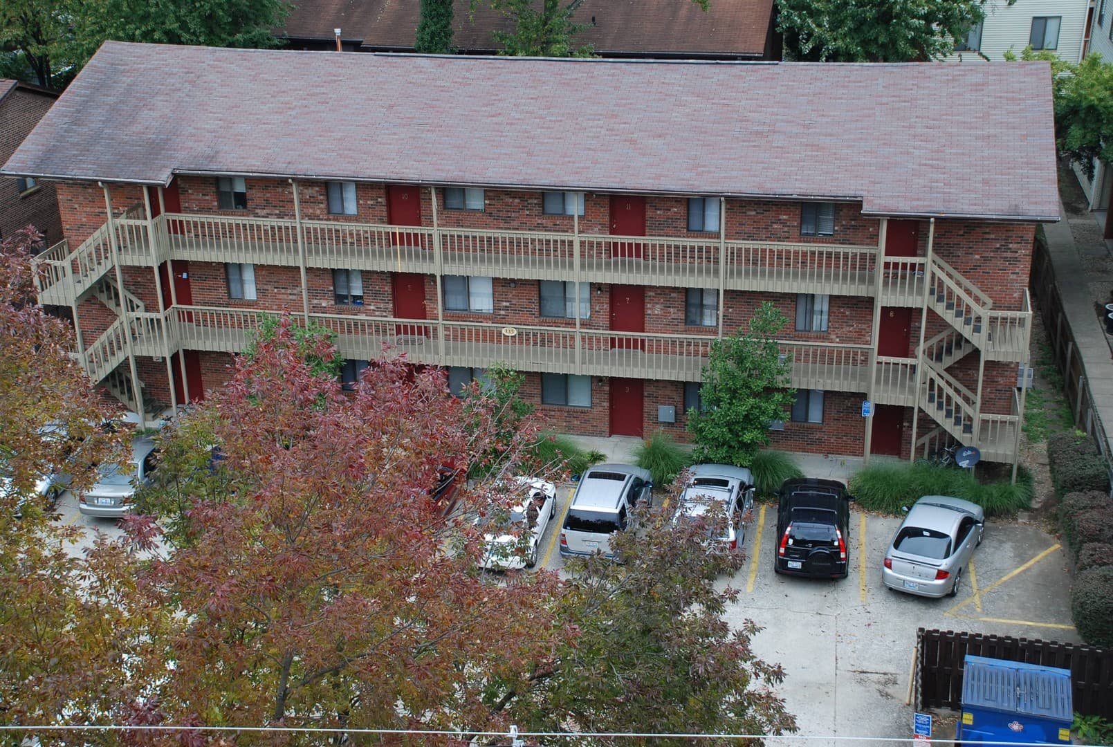 Lexington Apartment: 135 Transcript Avenue