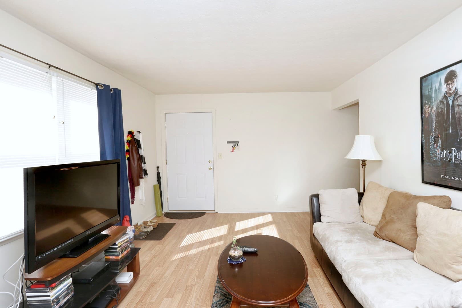 Lexington Apartment: 1348 Royalty Court