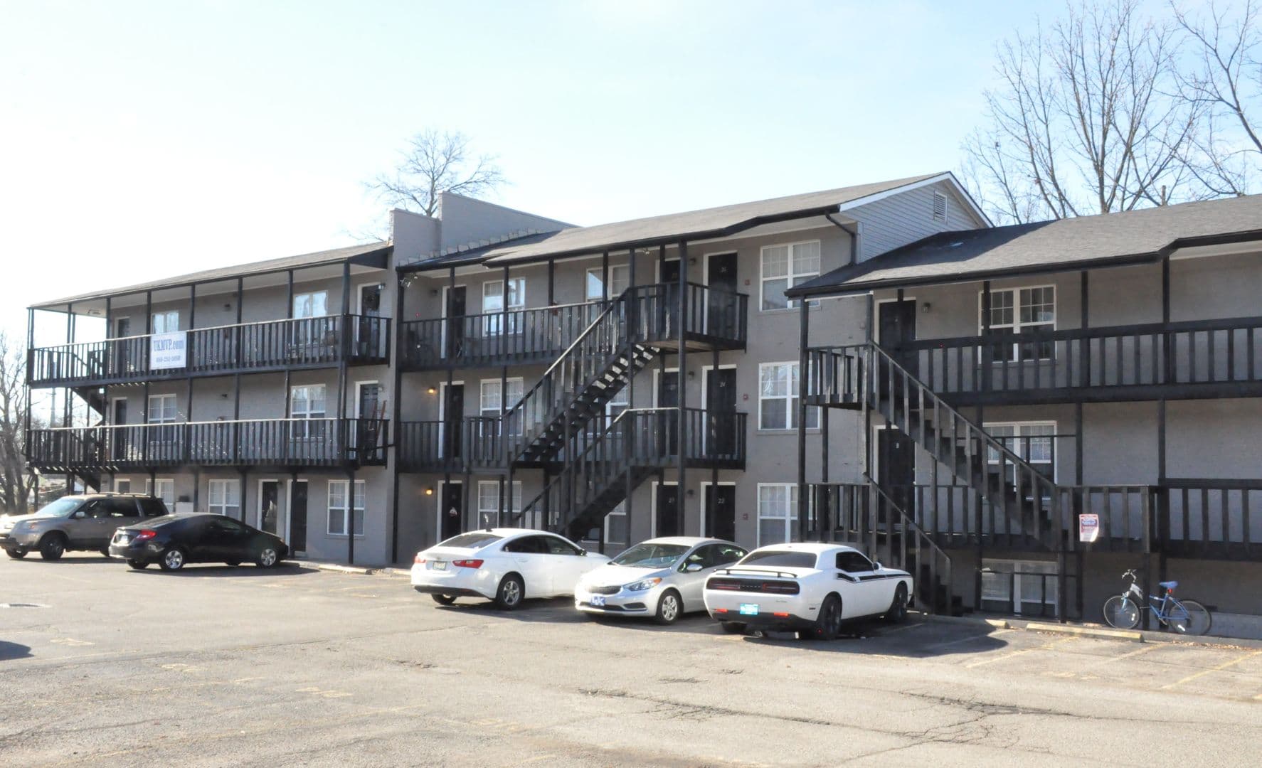 Lexington Apartment: 805 Press Avenue