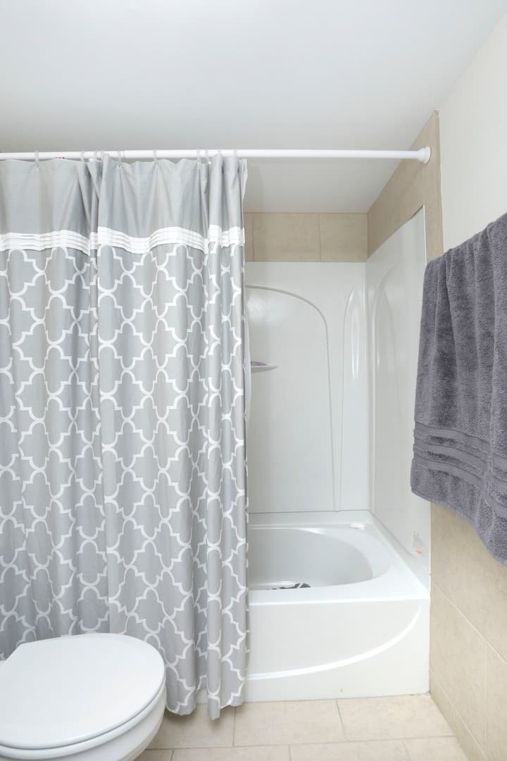 Lexington Apartment: 165 Virginia Avenue