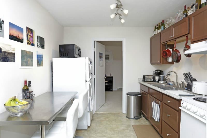 Lexington Apartment: 805 Press Avenue