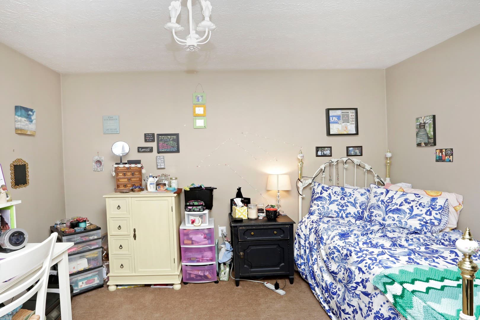 Lexington Apartment: 145 Transcript Avenue