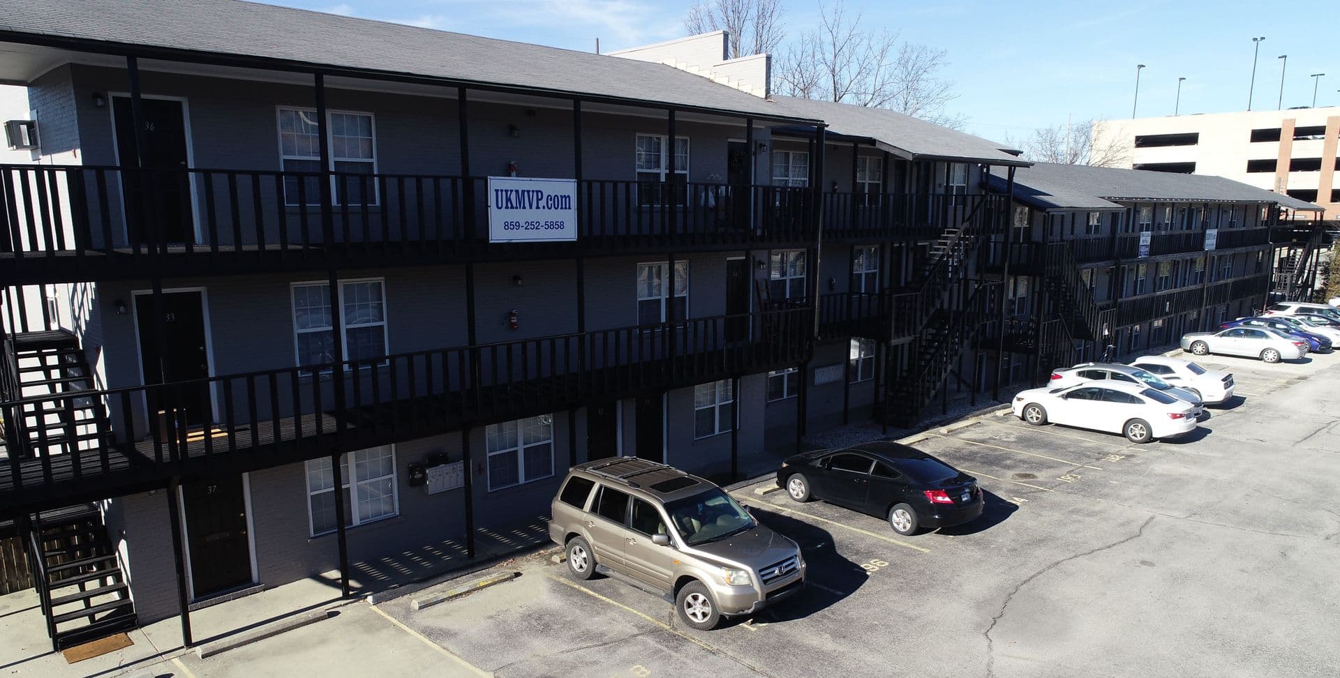Lexington Apartment: 805 Press Avenue