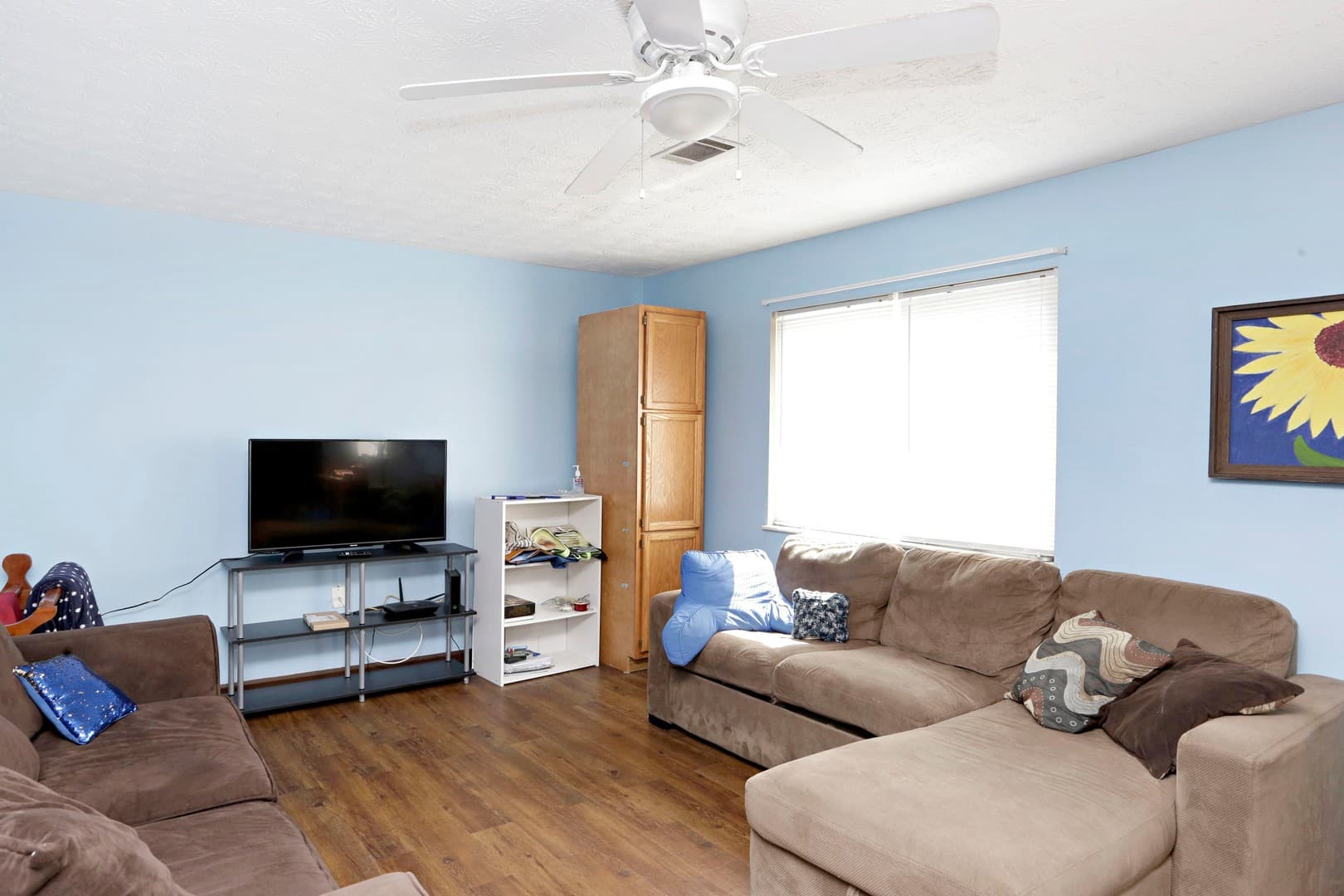 Lexington Apartment: 145 Transcript Avenue