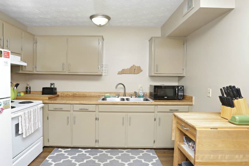 Lexington Apartment: 160 Gazette Avenue