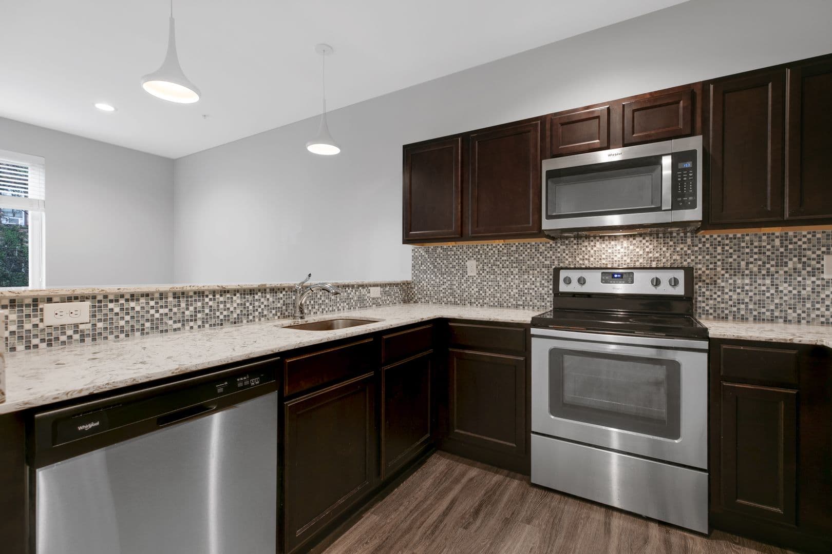 Albany Apartment: 85 Dana Ave