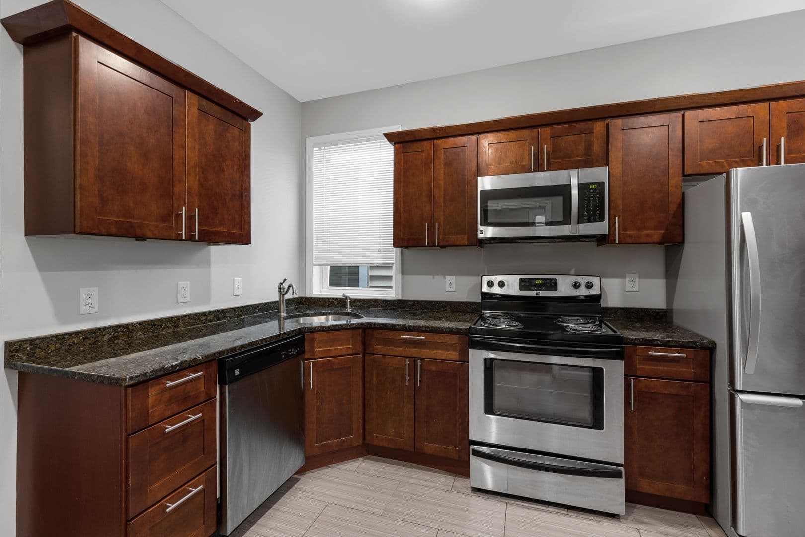 Albany Apartment: 65 Dana Ave.