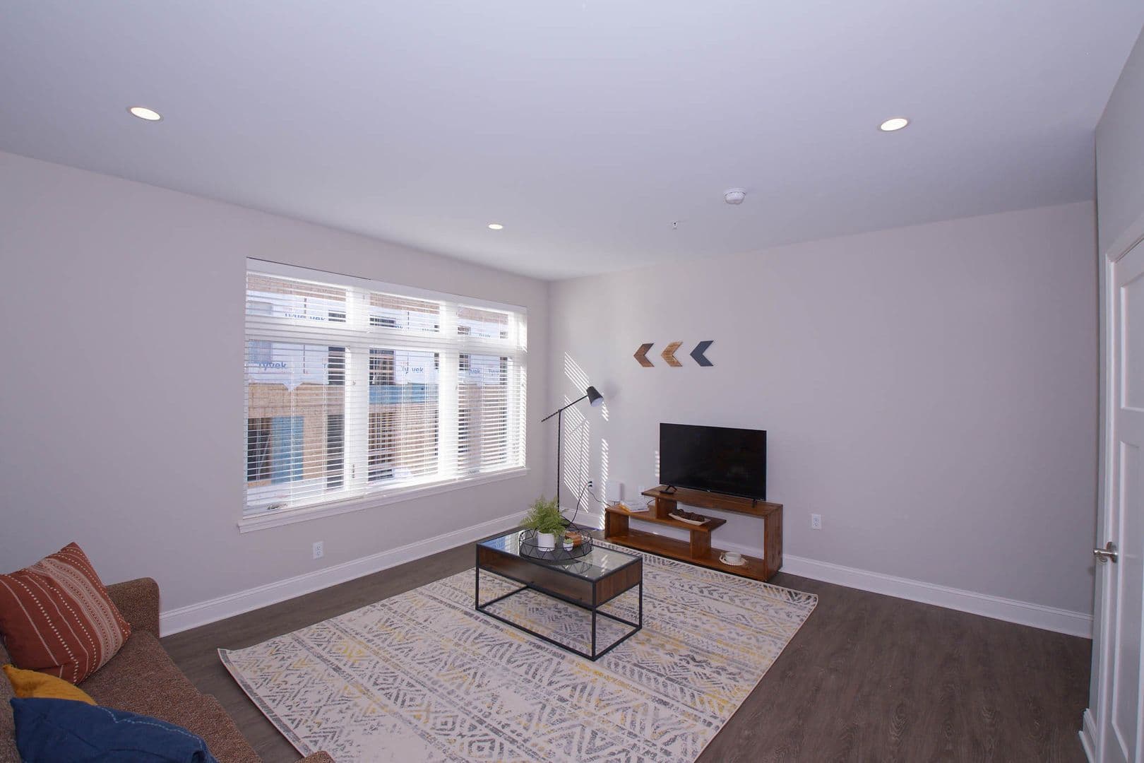 Albany Apartment: 86 Dana Avenue