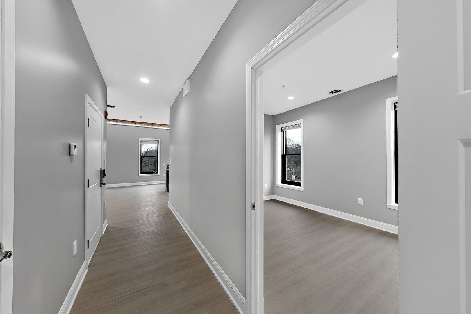 Albany Apartment: 560 Madison Avenue