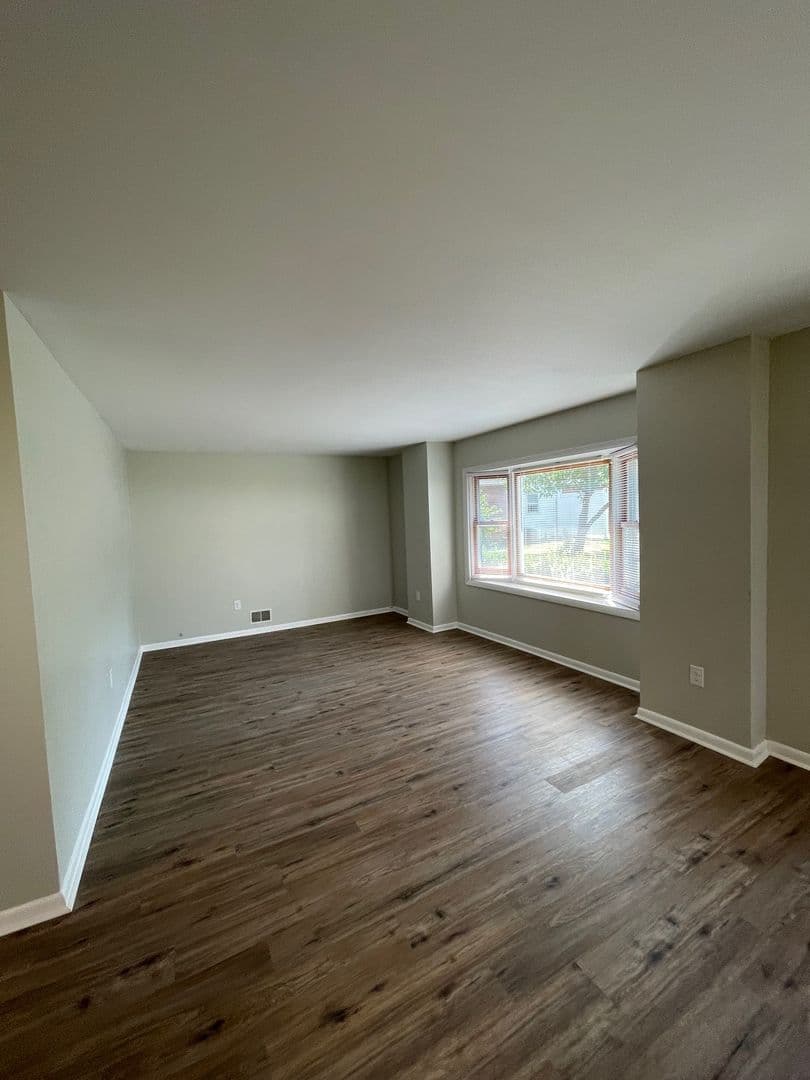 Delmar Apartment: 64 & 70 Hudson Ave
