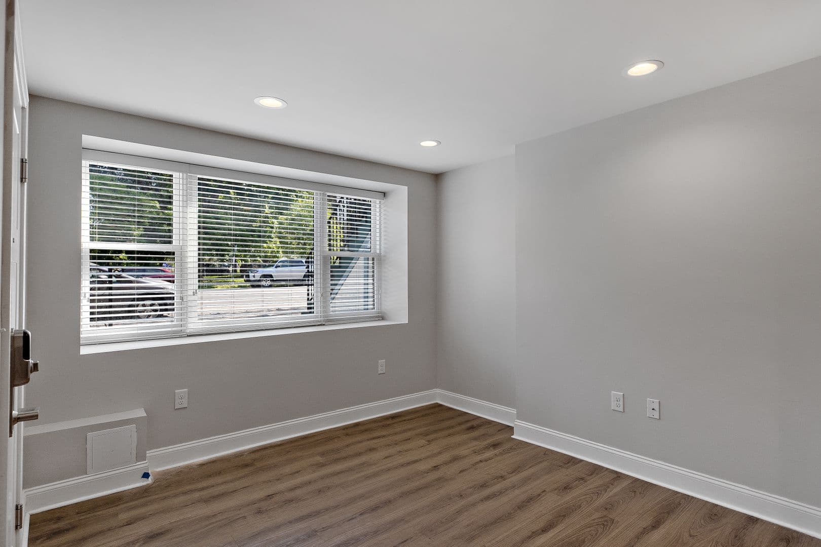 Albany Apartment: 536 Madison Ave