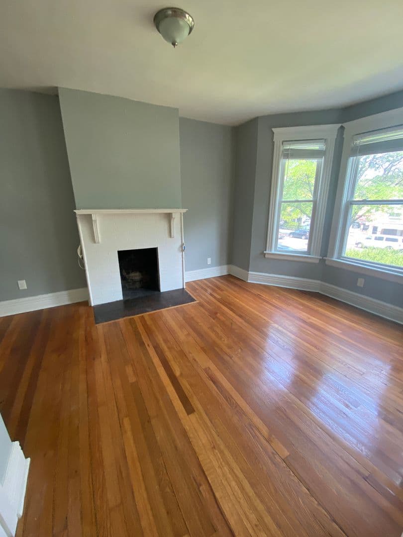 Albany Apartment: 800 Madison Ave