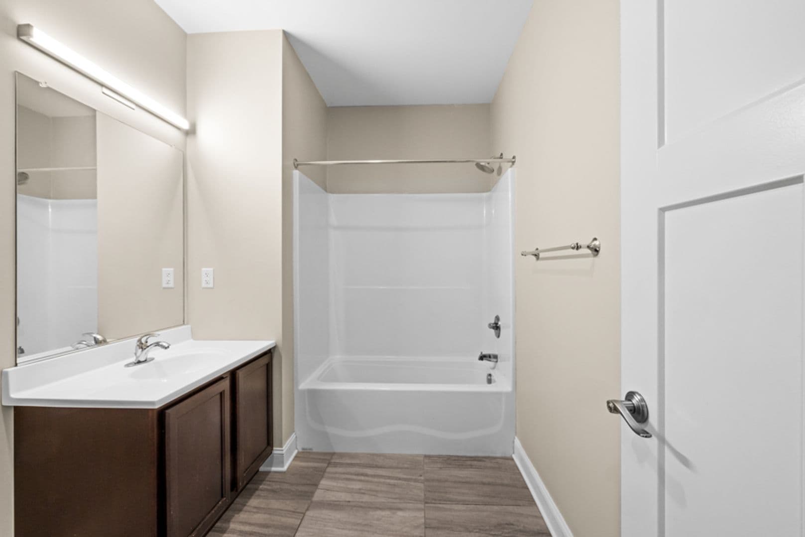 Albany Apartment: 85 Dana Ave