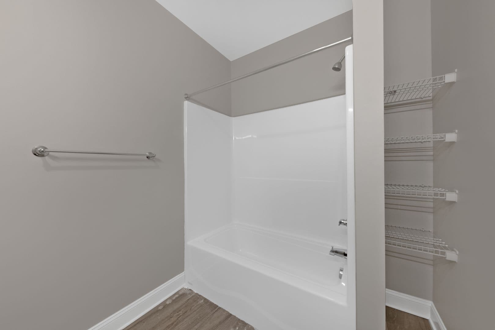 Albany Apartment: 85 Dana Ave