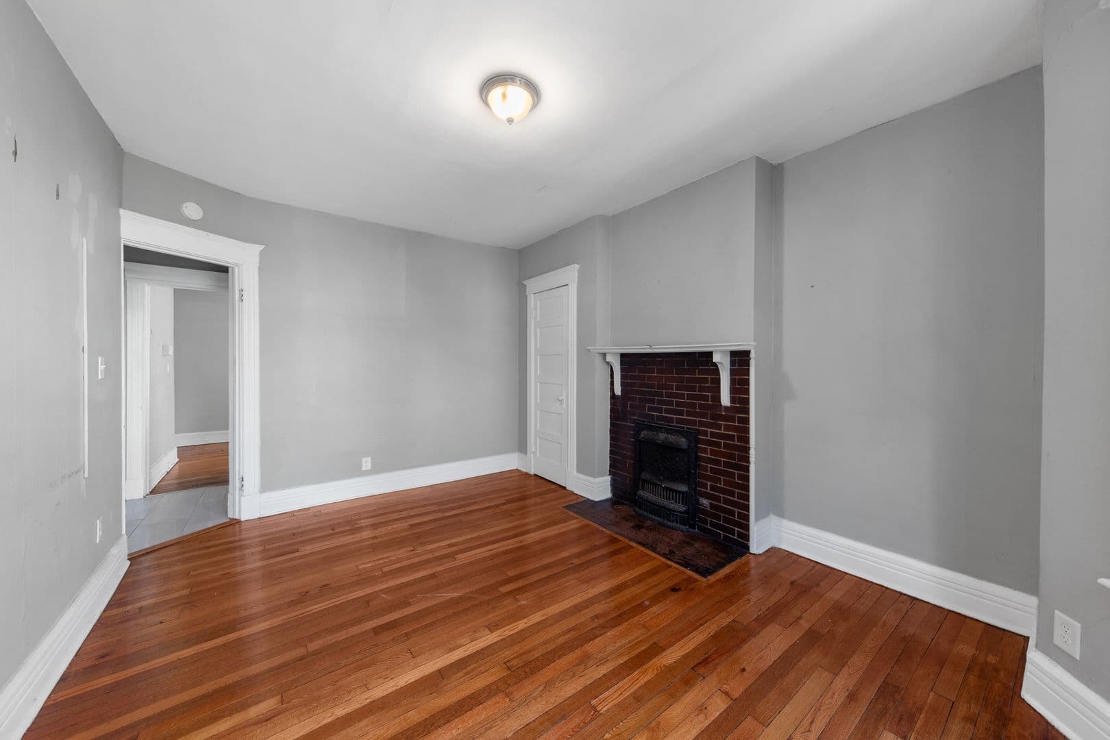 Albany Apartment: 800 Madison Ave