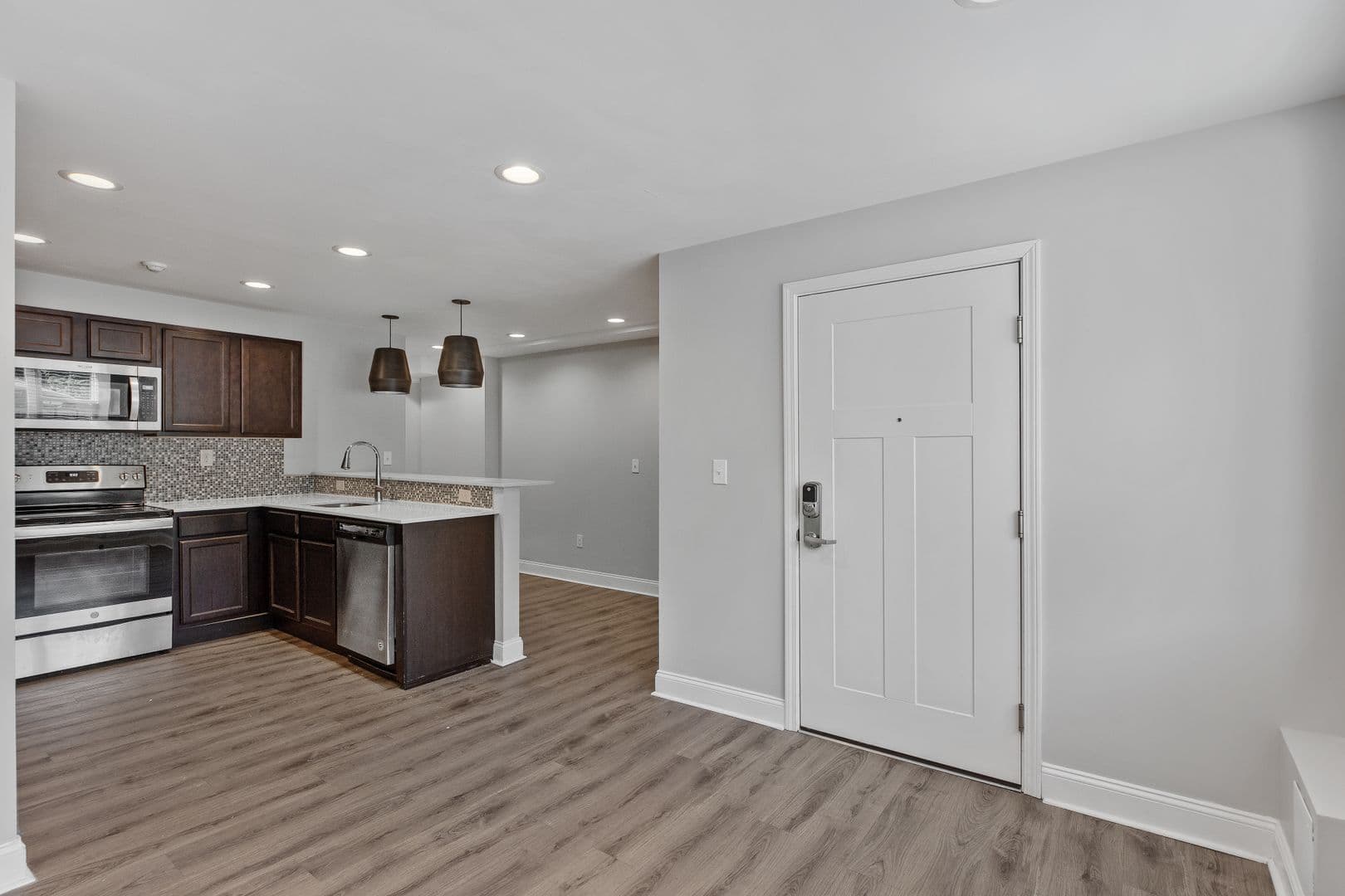 Albany Apartment: 536 Madison Ave