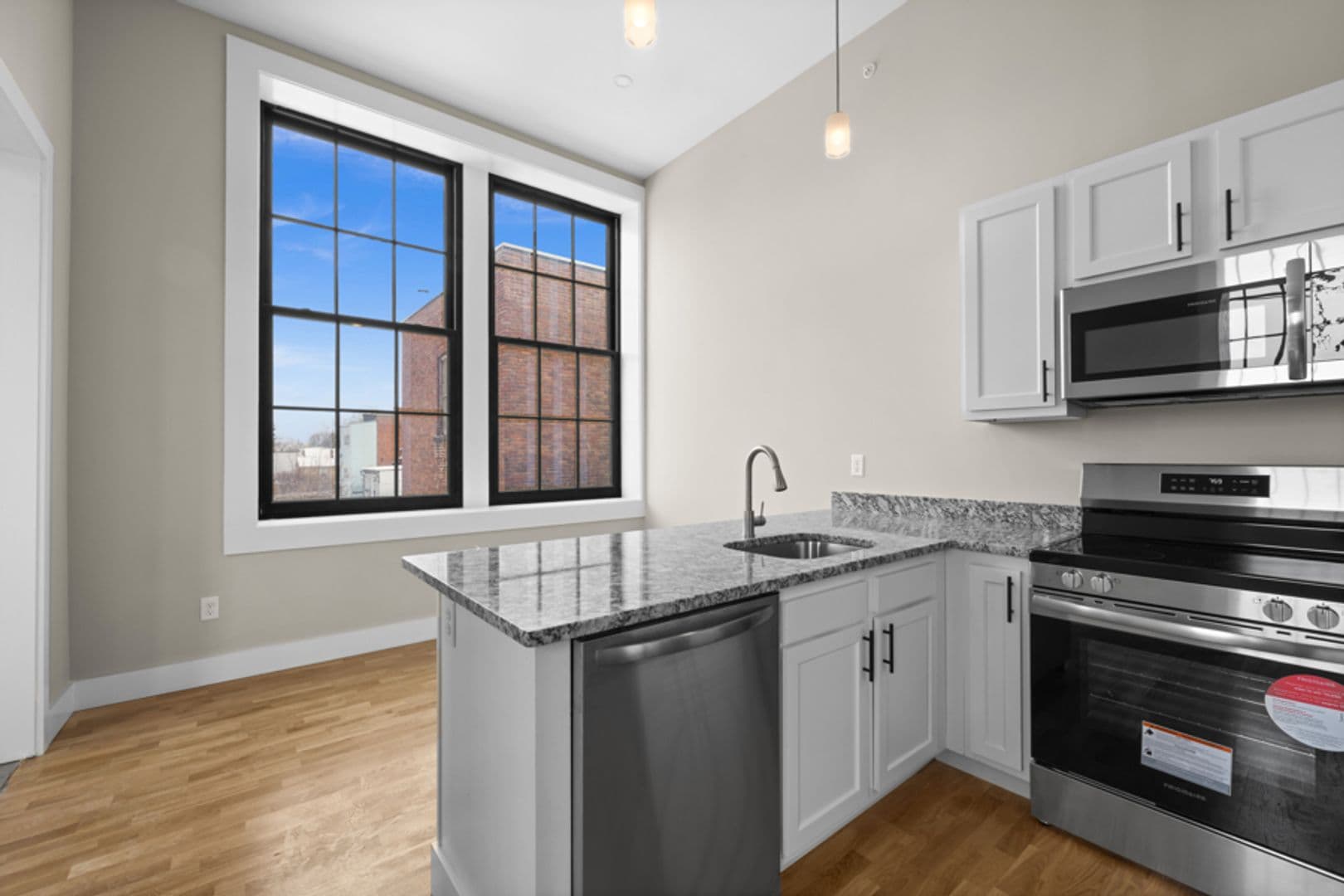 Cohoes Apartment: 45 Johnston Avenue