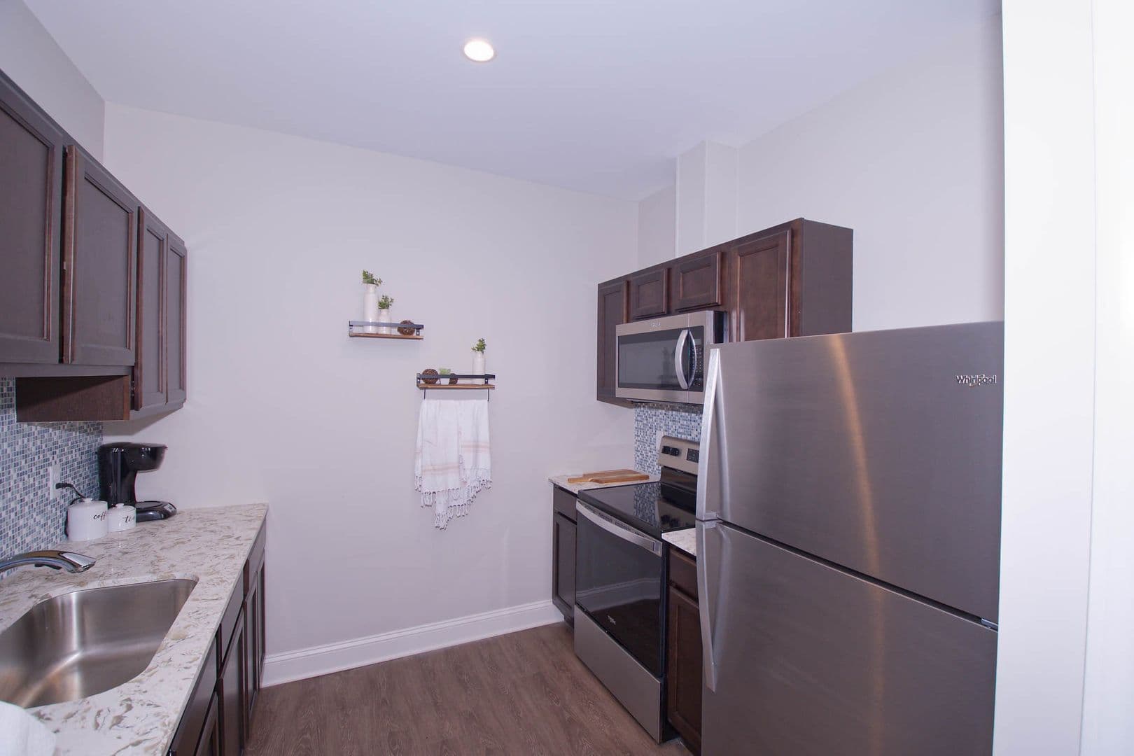 Albany Apartment: 86 Dana Avenue