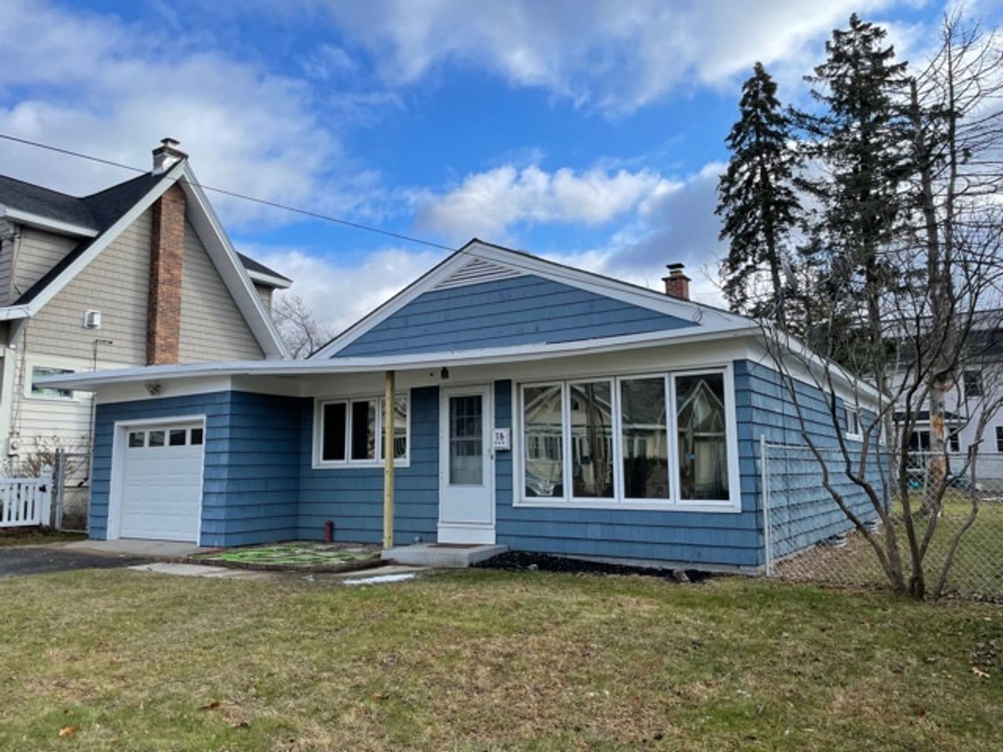 Albany House: 75 Eileen Street