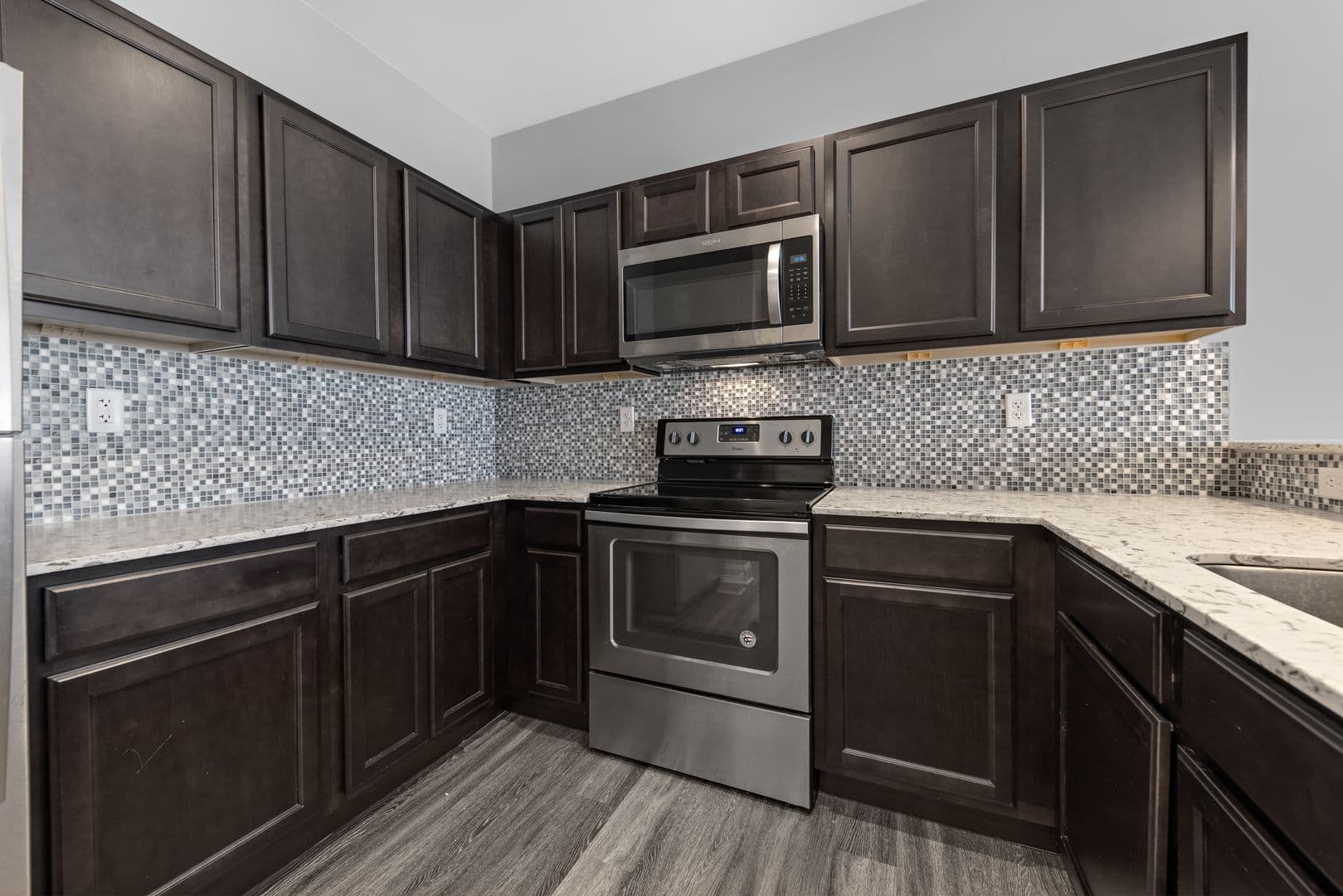 Albany Apartment: 85 Dana Ave