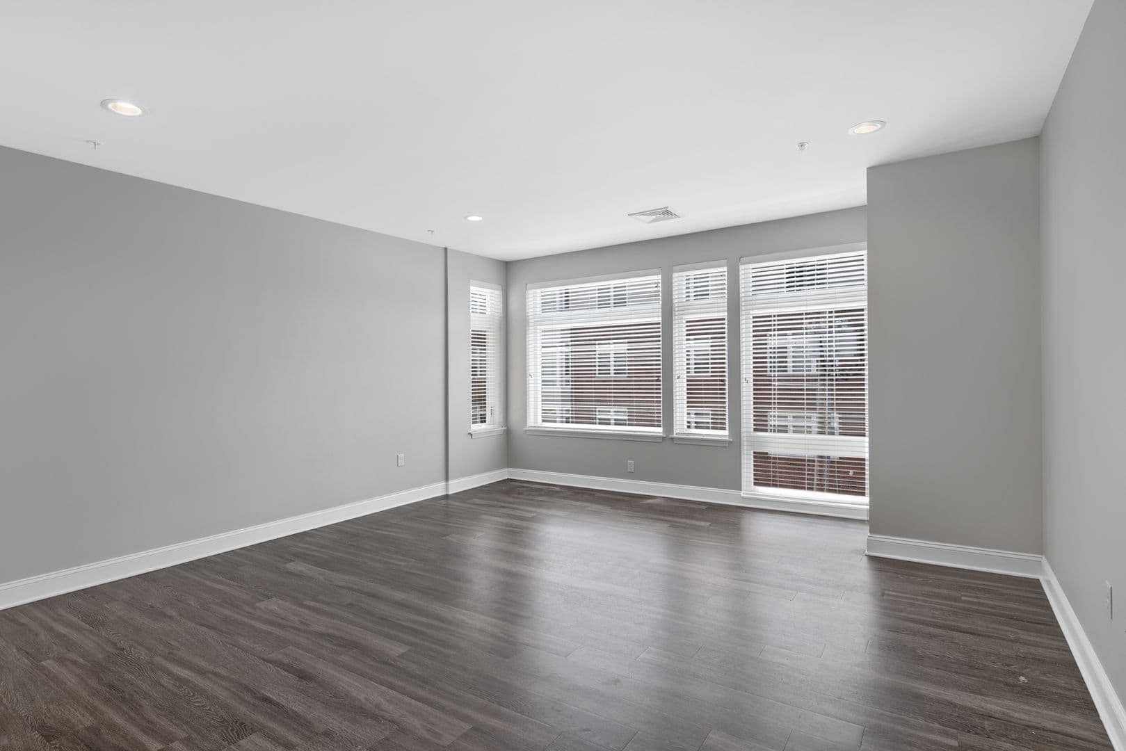 Albany Apartment: 85 Dana Ave