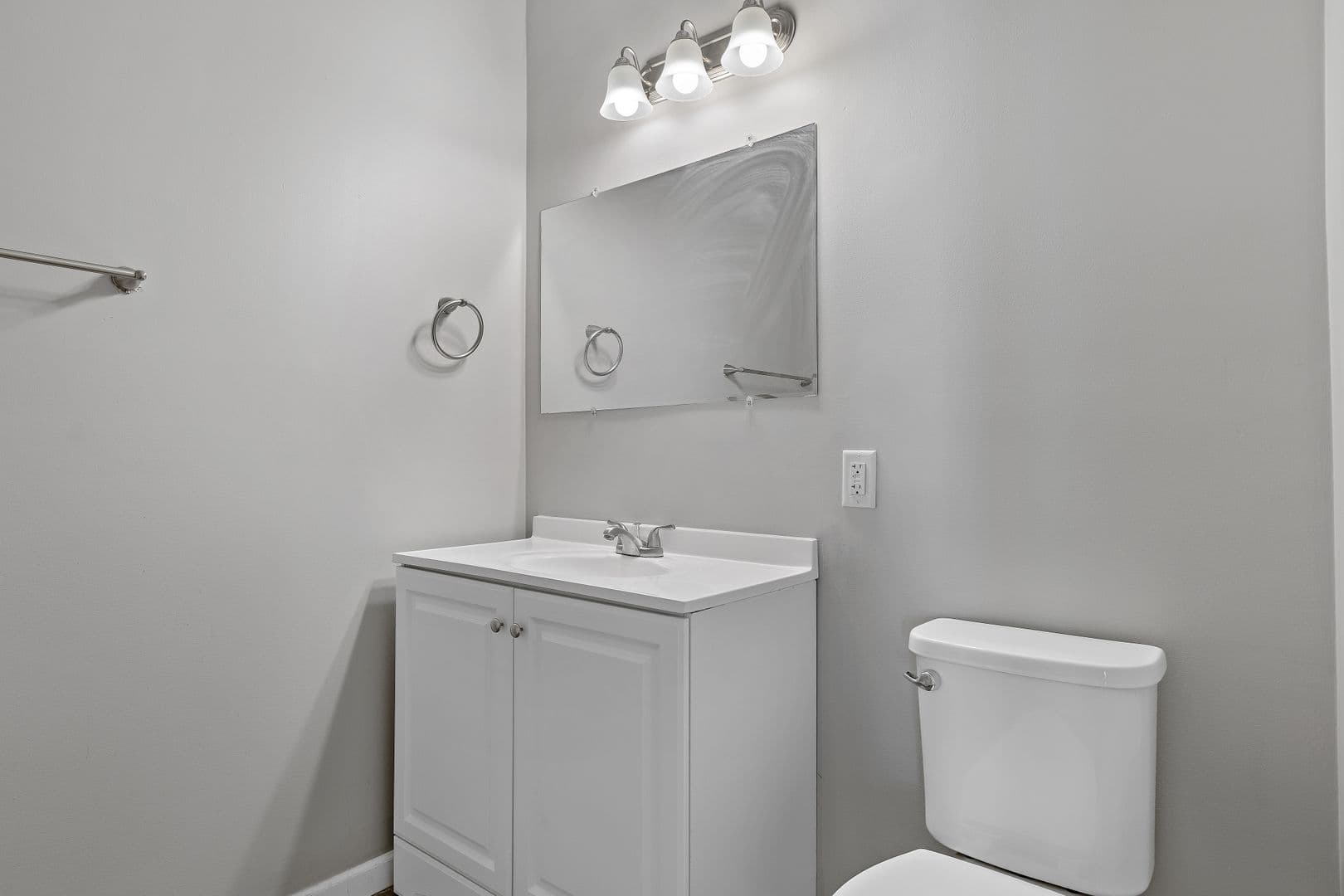 Albany Apartment: 65 Dana Ave.