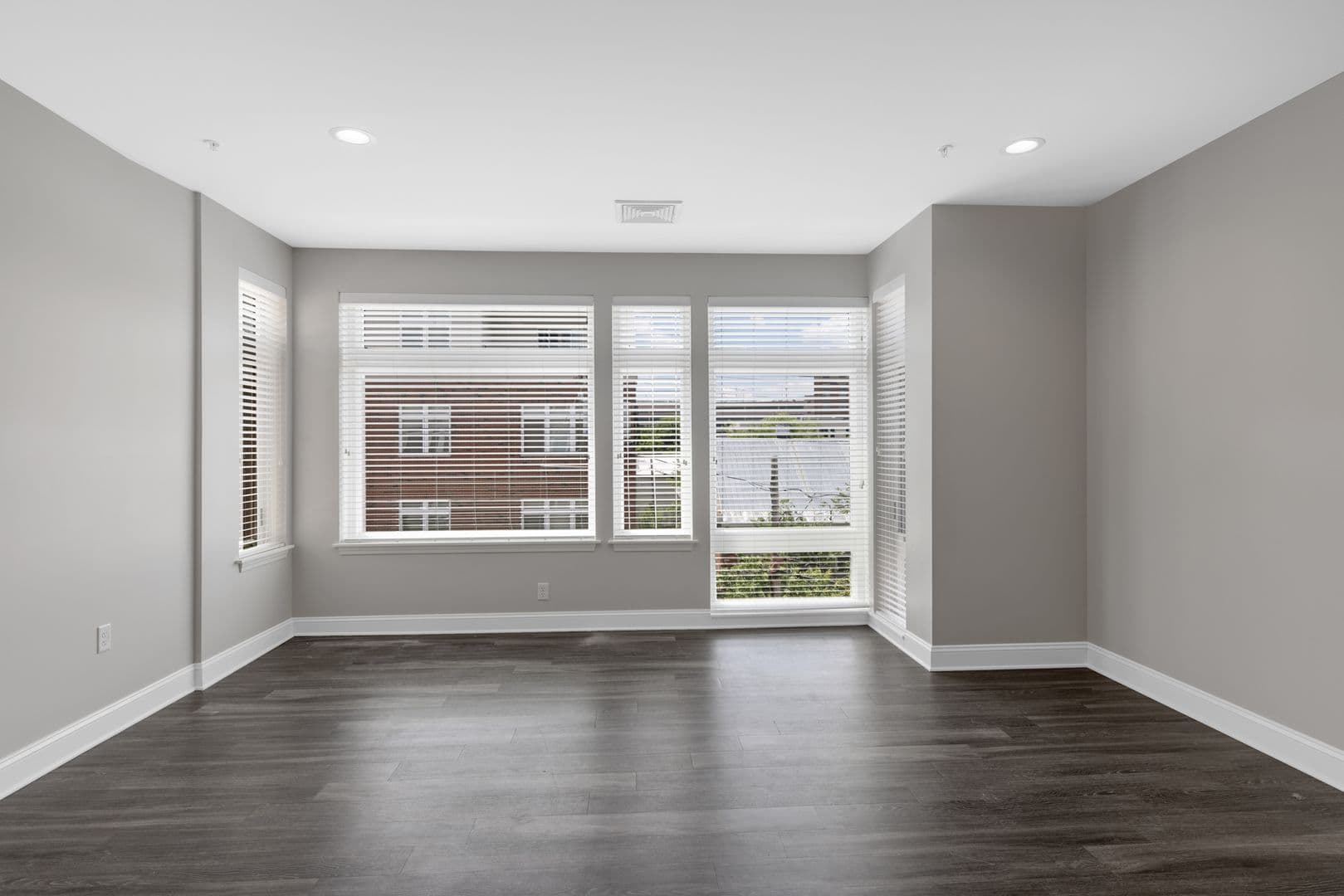 Albany Apartment: 85 Dana Ave