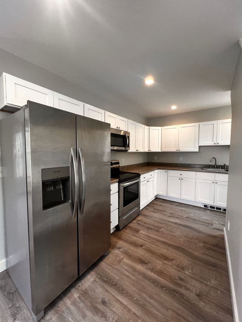 Coeymans Apartment: 131 Main St.