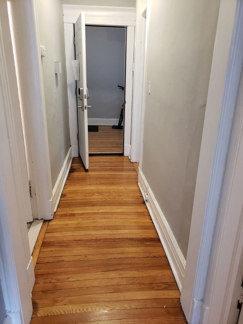 Albany Apartment: 800 Madison Ave
