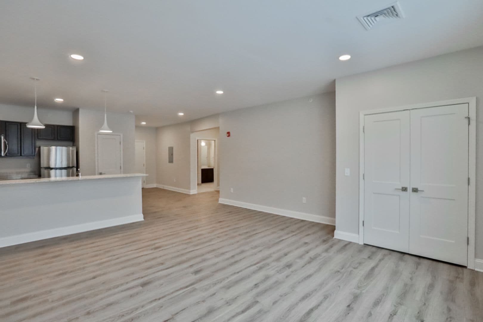 Albany Apartment: 36 Hackett Blvd