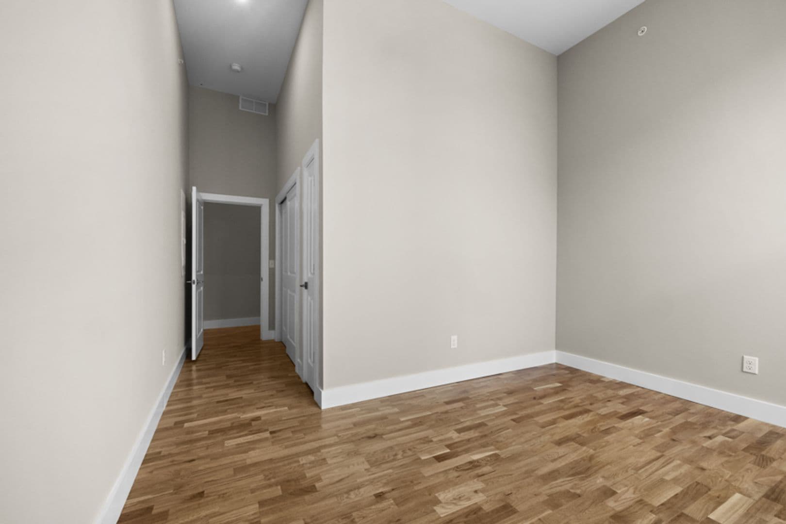 Cohoes Apartment: 45 Johnston Avenue