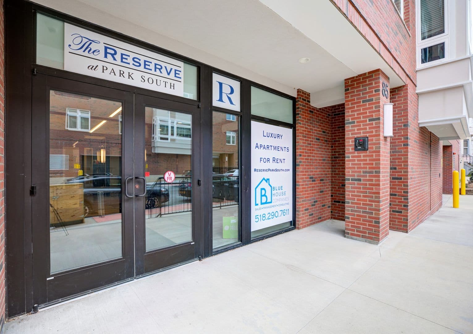 Albany Apartment: 85 Dana Ave