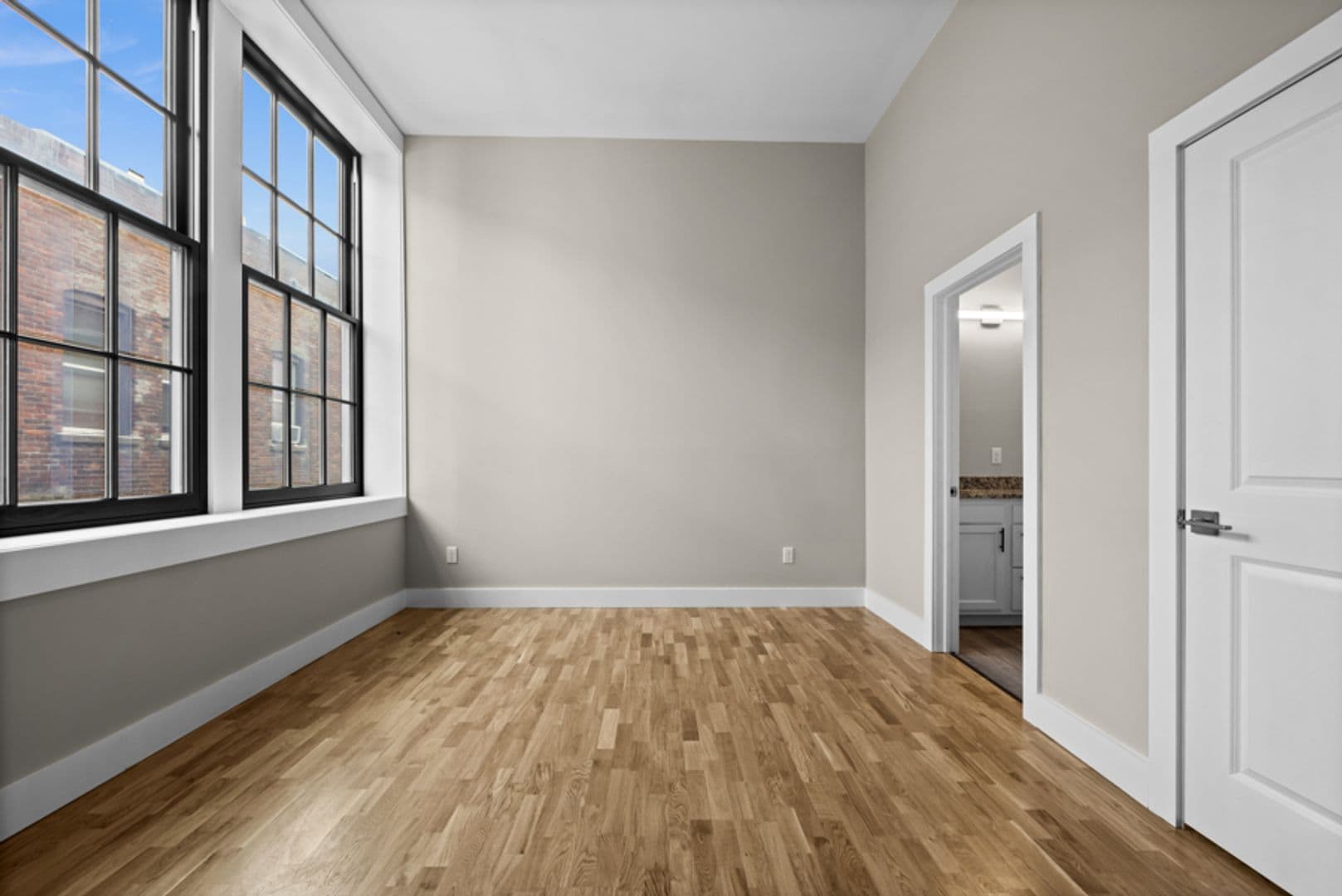 Cohoes Apartment: 45 Johnston Avenue
