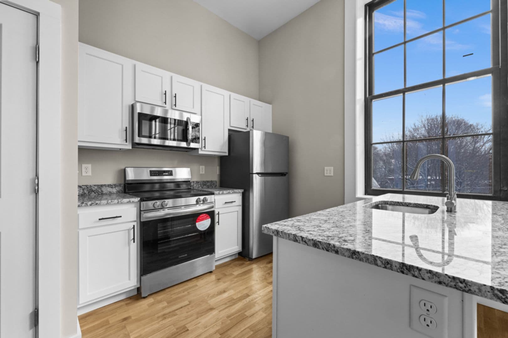 Cohoes Apartment: 45 Johnston Avenue